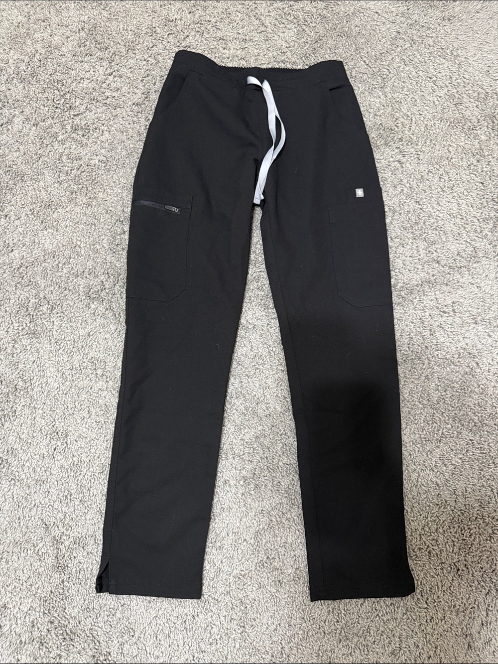 Figs Women’s Black Straight-Leg Drawstring Scrub Pant
